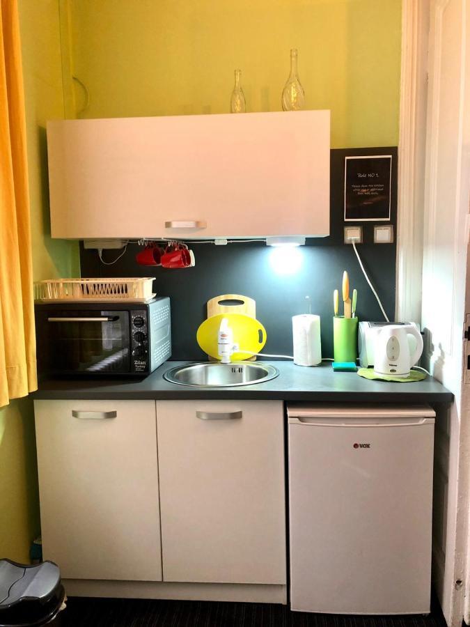 Spacious Tuzlaks Apartments Sarajevo Ferhadija Eksteriør bilde