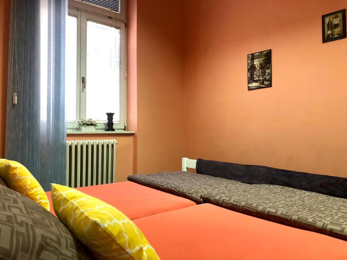Spacious Tuzlaks Apartments Sarajevo Ferhadija Eksteriør bilde