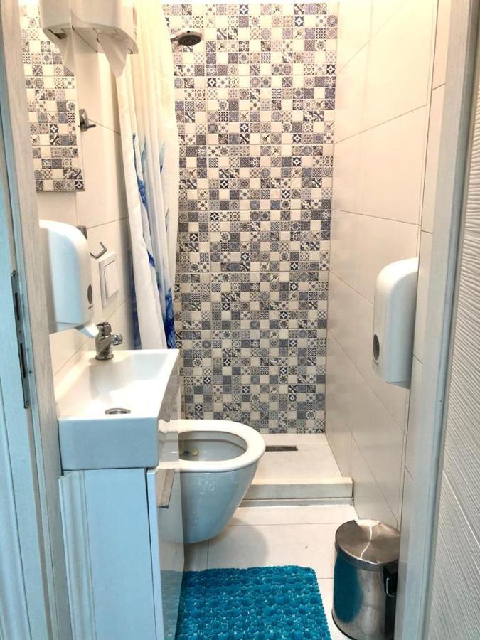 Spacious Tuzlaks Apartments Sarajevo Ferhadija Eksteriør bilde